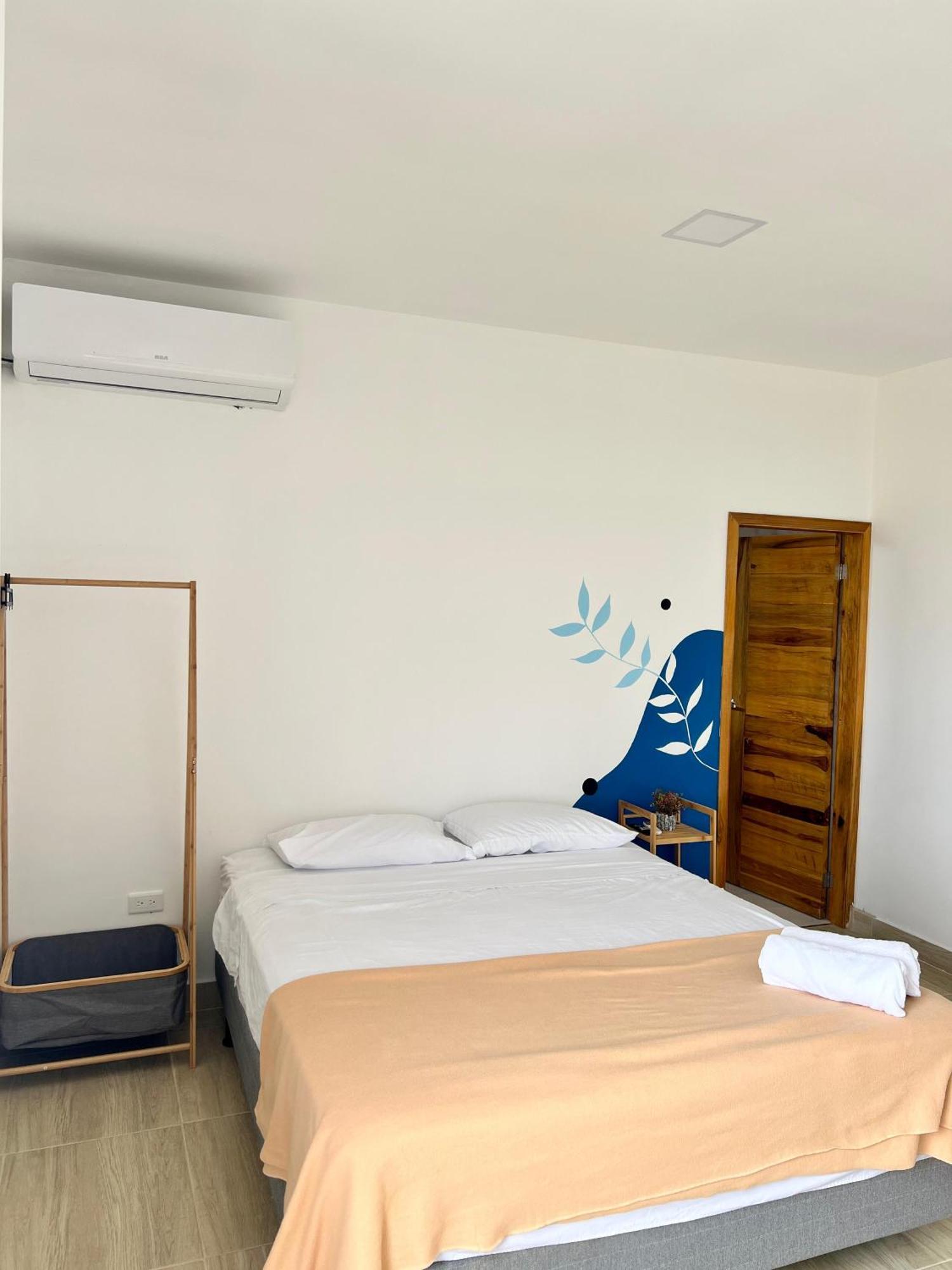 Ohana Beach Hotel Плайяс Экстерьер фото